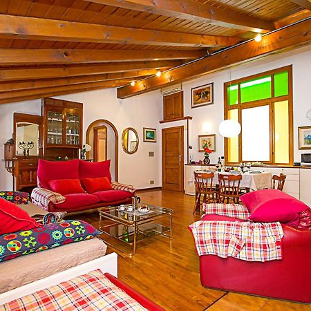 ריבה דל גארדה Residenza Rocca Del Lago 2 - Happy Rentals מראה חיצוני תמונה